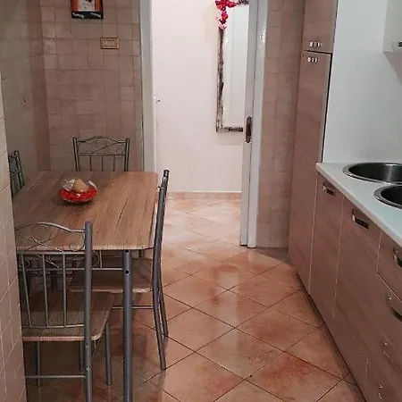 Apartment Sweet *